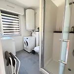 Cosy Et Lumineux - Sejour Ideal -parking Daire Sanary-sur-Mer